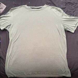Mens  Lululemon T-Shirt